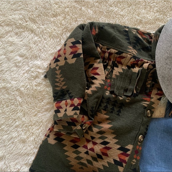 New Aztec Print Fringed Jacket Western Barn Coat Southwest Vintage Boho Shacket - Picture 9 of 11